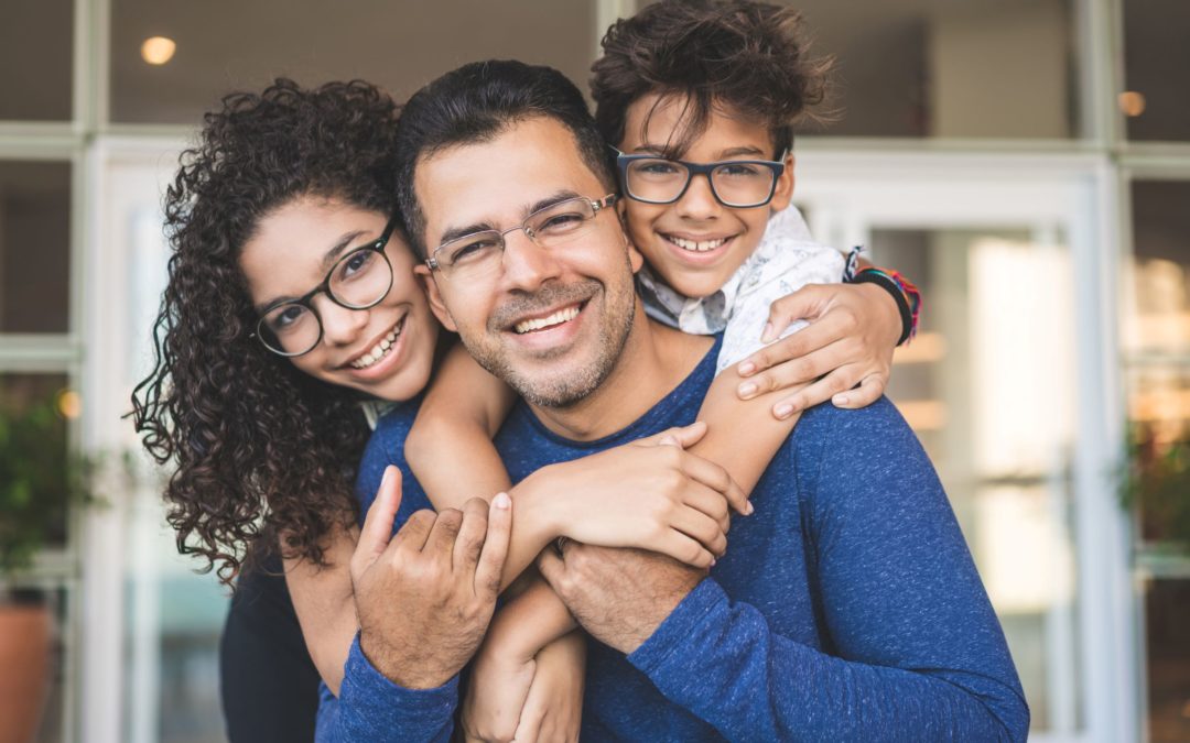 Children may have a fear of wearing eyeglasses, but seeing their parents and siblings wearing glasses may help to calm their fears.